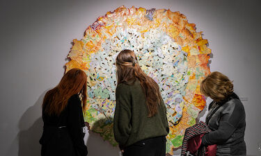 La Sala de Arte El Brocense ofrece la exposición 'VE Y VE' de María Xosé Fernández