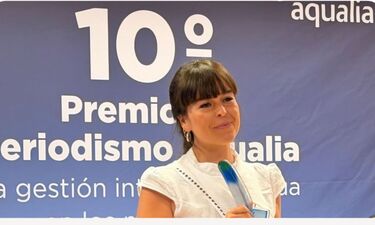Celia Lafuente gana el X Premio de Periodismo Aqualia sobre la gestión del agua