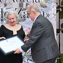 La escritora Beatriz CarreroBlanco recibe el I Premio de Novela Ciudad de Zafra