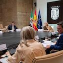 Familias residentes en municipios extremeos menores de 3000 habitantes recibirn 500