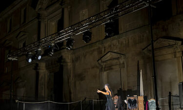 María Vidal y su 'Lear en las catedrales' abre las funciones en el Festival de Alcántara
