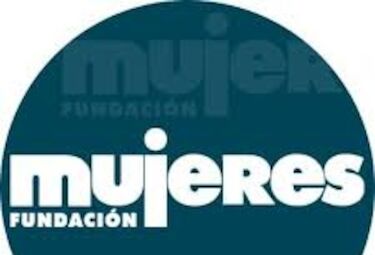Fundación Mujeres, el juez Rafael Estévez y María del Carmen Fraire, premios 'Menina'